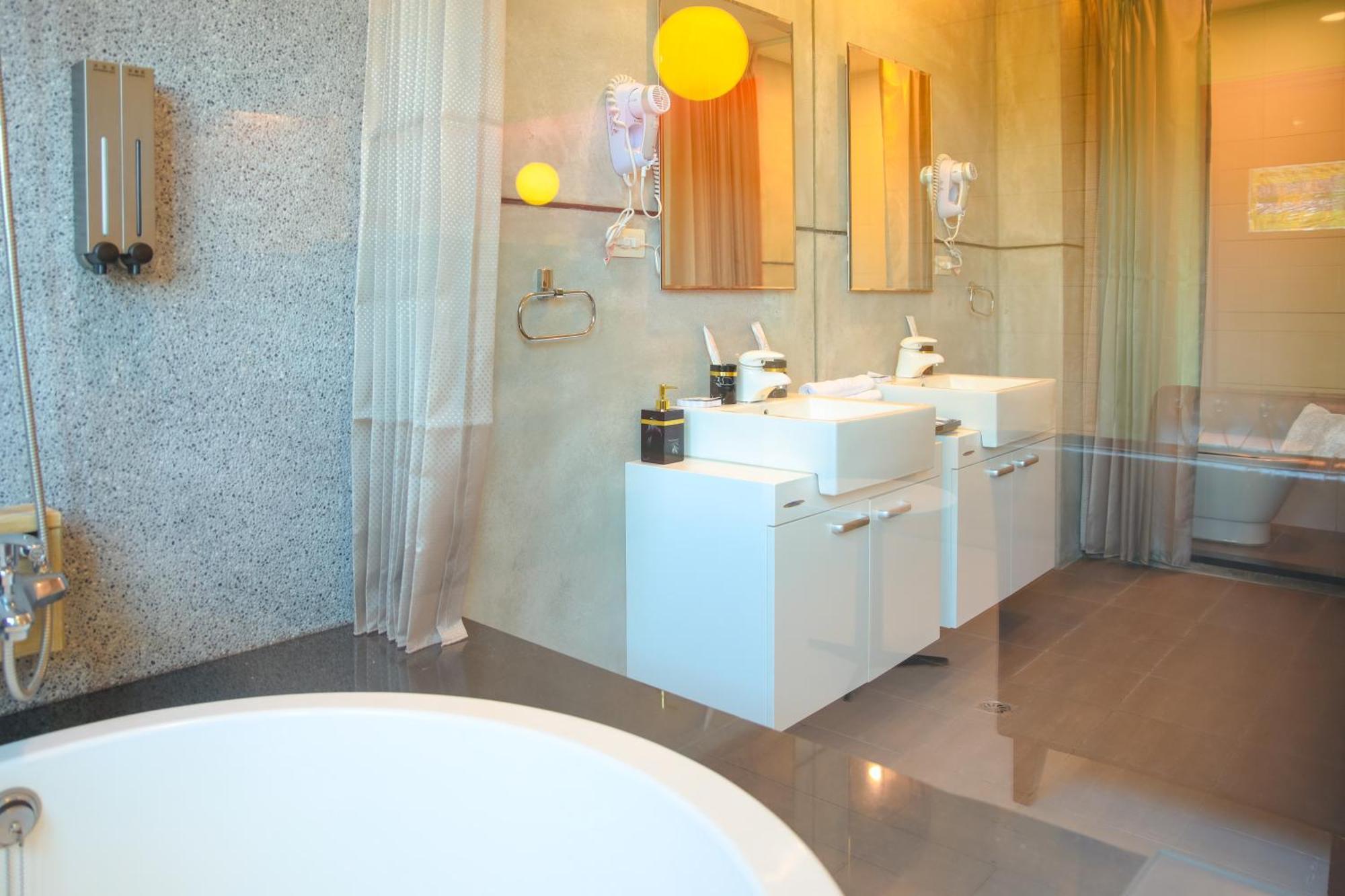 823 Tourist Hotel Jinhu Eksteriør billede