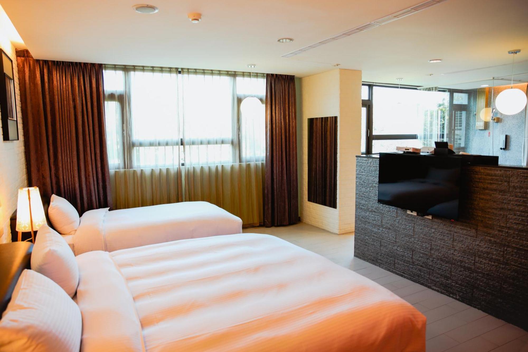 823 Tourist Hotel Jinhu Eksteriør billede
