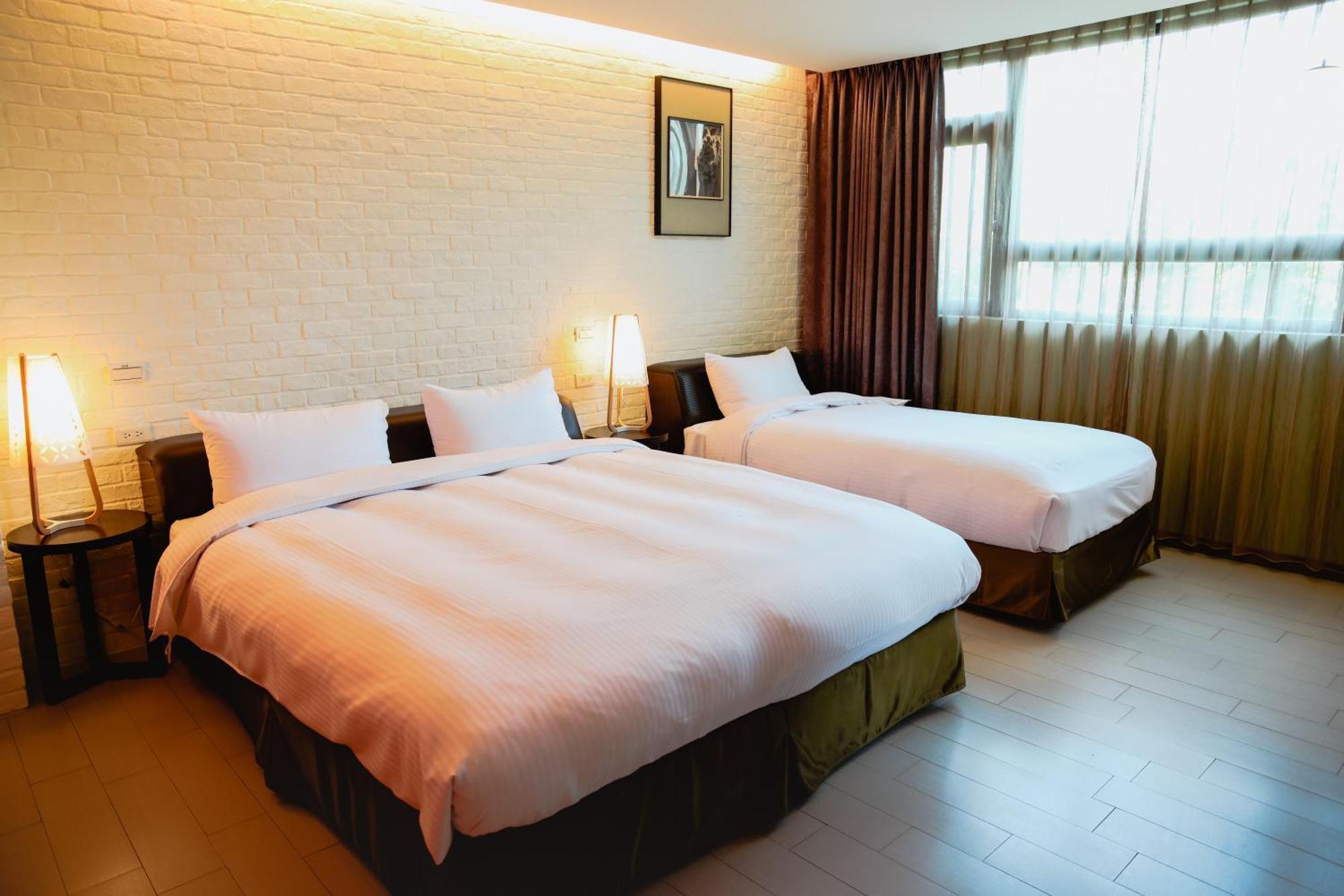 823 Tourist Hotel Jinhu Eksteriør billede